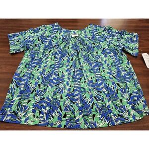 NWT Nikki Women's Blouse Size L Green Blue Abstract Print Short Sleeve Top